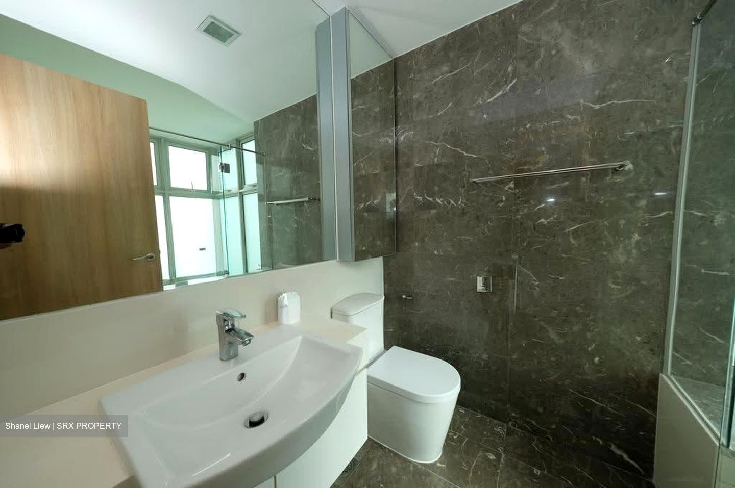 Caspian (D22), Condominium #620449711